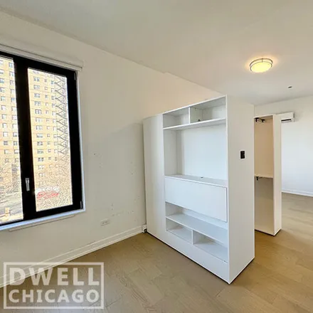 Image 4 - 5440 N Sheridan Rd, Unit Studio - Apartment for rent