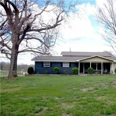 Buy this 5 bed house on 13693 North Mount Pleasant Road in Gravette, AR 72736
