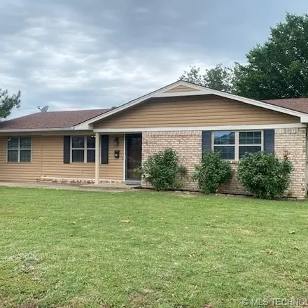 Buy this 3 bed house on 521 Garden Lane in McAlester, OK 74501