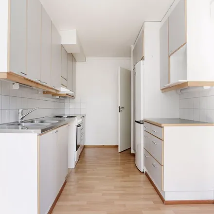 Image 4 - Niittäjäntie 21, 01660 Vantaa, Finland - Apartment for rent