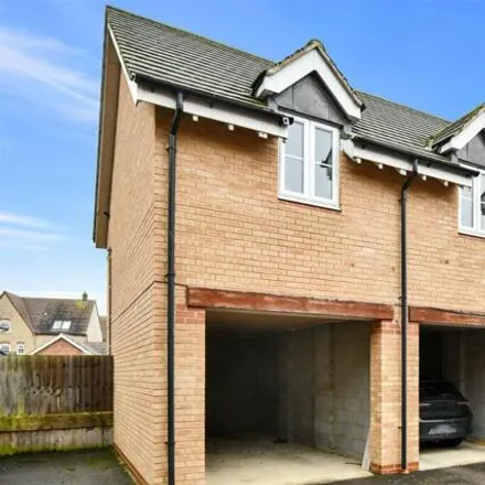 Buy this 2 bed house on Hilton Close in Bedford, MK42 7FT