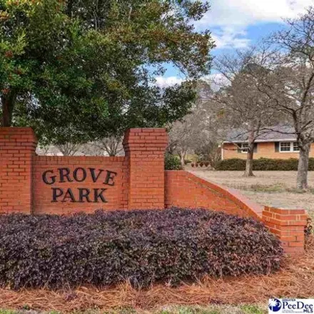 Image 2 - 617 North Lansdowne Drive, Grove Park, Florence, SC 29501, USA - House for sale