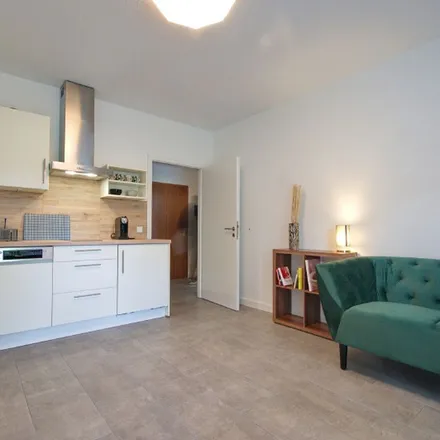 Rent this 2 bed apartment on Bäuminghausstraße 80 in 45326 Essen, Germany
