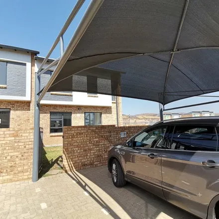 Image 9 - Felicia Street, Fir Grove, Akasia, 0118, South Africa - Townhouse for rent