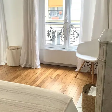 Rent this 1 bed apartment on Paris