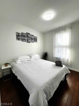 Image 2 - 467 Washington Avenue, Hackensack, NJ 07601, USA - Apartment for rent