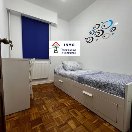 Rent this 4 bed apartment on Praza de Ultramar in 7-8, 15404 Ferrol