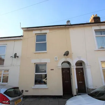 Rent this 4 bed townhouse on Cleveland Road in Portsmouth, PO5 1SF