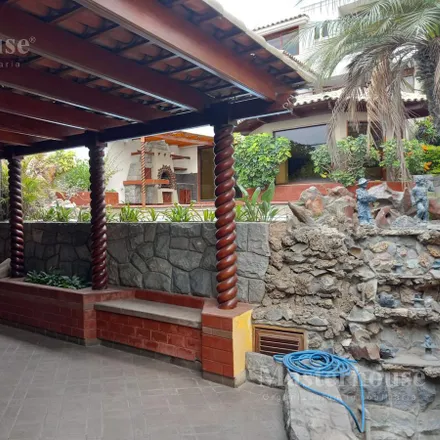 Image 3 - Avenida De los Ingenieros, Santiago de Surco, Lima Metropolitan Area 10853, Peru - House for sale
