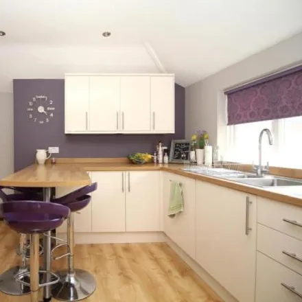 Image 2 - Hayes Close End, Hayes Close, Chelmsford, CM2 0RN, United Kingdom - Apartment for rent