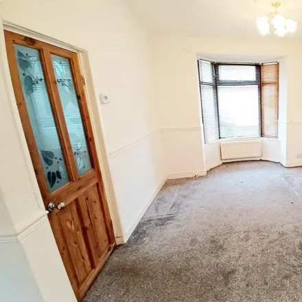 Image 2 - Osborne Terrace, Evenwood, DL14 9RT, United Kingdom - Townhouse for rent