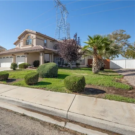 Image 3 - 12472 Kirkwood Drive, Victorville, CA 92392, USA - House for sale