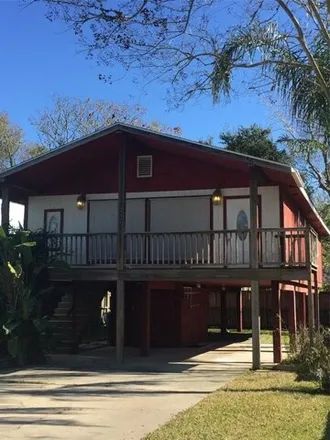 Image 2 - 321 East Shore Drive, Clear Lake Shores, Galveston County, TX 77565, USA - House for sale