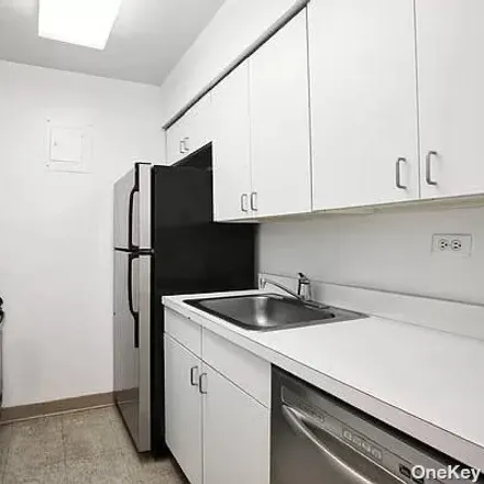 Image 2 - West 57th Street, 102 West 57th Street, New York, NY 10019, USA - Apartment for rent