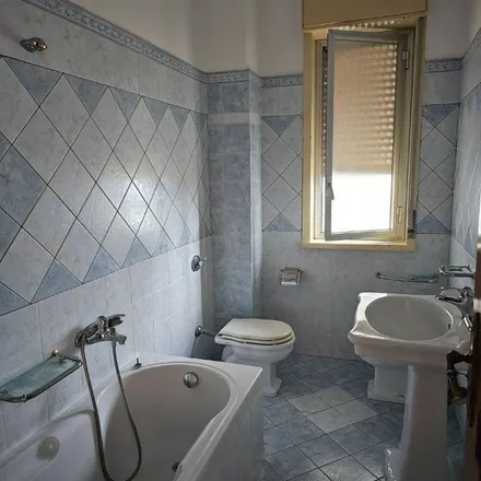 Image 8 - Via Leonida Bissolati, 93100 Caltanissetta CL, Italy - Apartment for rent