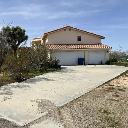 Buy this 2 bed house on 27543 Phylrich Street in California City, CA 93505