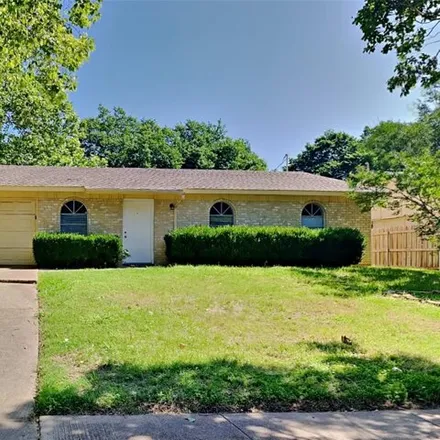 Buy this 3 bed house on 151 Sheffield Drive in Cedar Hill, TX 75104