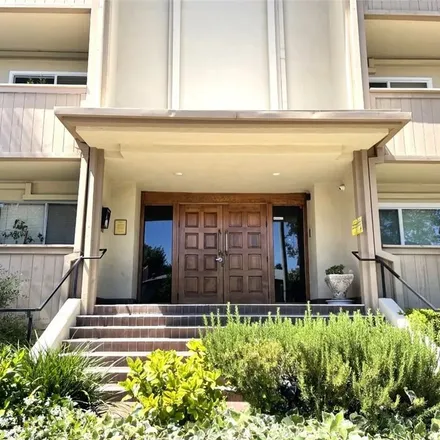 Rent this 1 bed apartment on 1333 Cordova Street in Pasadena, CA 91106