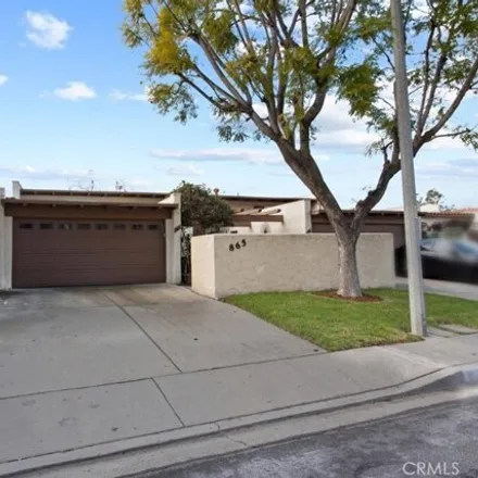 Image 2 - 883 Woodlawn Drive, Thousand Oaks, CA 91360, USA - House for rent