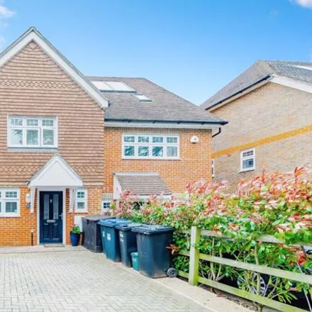 Buy this 4 bed duplex on Tupwood Gardens in Caterham Valley, CR3 6EW