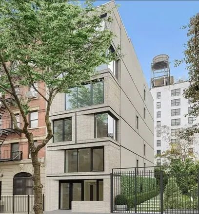 Image 2 - 74 West 105th Street, New York, NY 10025, USA - Townhouse for sale