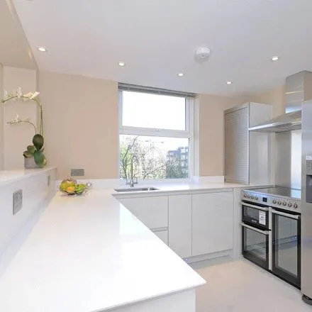 Image 2 - Finchley Road, London, NW8 0SG, United Kingdom - Apartment for rent