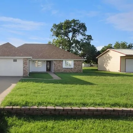 Image 6 - 620 Newlin Ln, Granbury, Texas, 76048 - House for sale