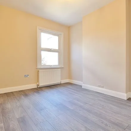 Rent this 5 bed duplex on Park Cafe in 163 Thornbury Road, London