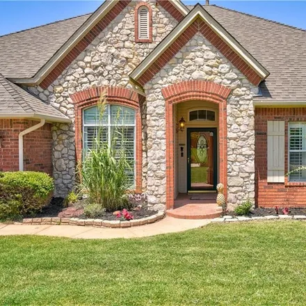 Buy this 4 bed house on 12421 Croydon Road in Midwest City, OK 73130