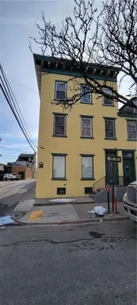Rent this 2 bed apartment on 152 South Fountain Street in Allentown, PA 18102