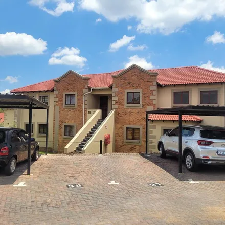 Rent this 2 bed apartment on Philip le Roux Avenue in Malanshof, Randburg