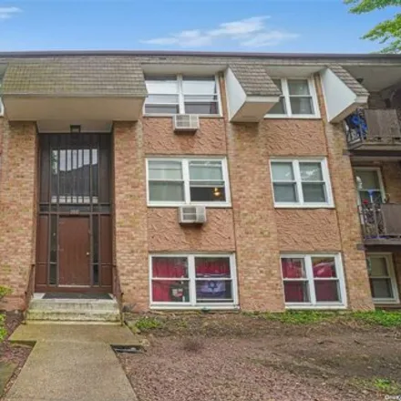 Buy this 1 bed condo on 187 Kearsing Parkway in Monsey, NY 10952