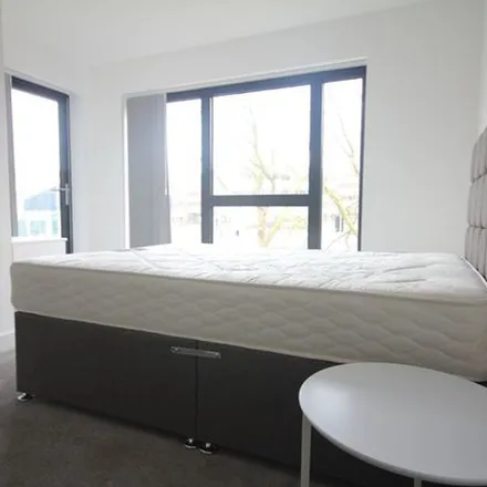 Rent this 2 bed apartment on Parade in Park Central, B1 3ZZ