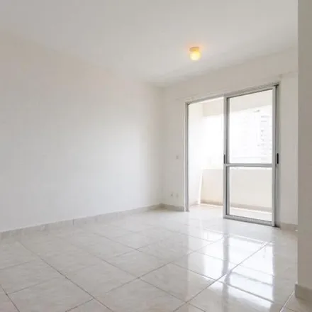 Rent this 2 bed apartment on Rua Capistrano de Abreu 405 in Campos Elísios, São Paulo - SP