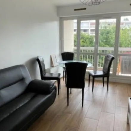 Rent this 5 bed apartment on unnamed road in 95650 Puiseux-Pontoise, France