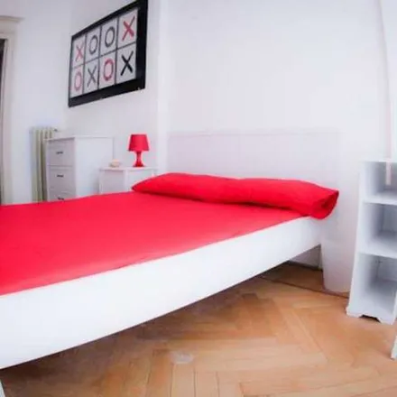 Rent this 5 bed apartment on Viale Regina Giovanna in 41, 20129 Milan MI