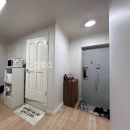 Image 2 - 서울특별시 서초구 양재동 8-26 - Apartment for rent