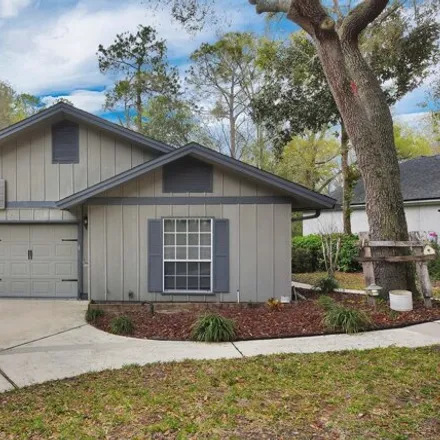 Buy this 5 bed house on 1502 Stonebriar Road in Green Cove Springs, Clay County