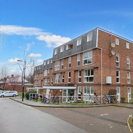 Image 1 - Rusholme Grove, Upper Sydenham, London, SE19 1HD, United Kingdom - Apartment for rent