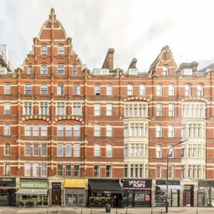 Rent this 4 bed apartment on ITN in 200 Gray's Inn Road, London
