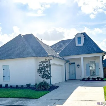 Buy this 3 bed house on 524 Silverbill Lane in East Baton Rouge Parish, LA 70810