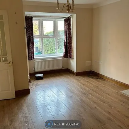 Rent this 4 bed duplex on Hadley Close in London, SM2 5BJ