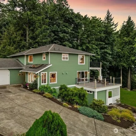 Buy this 5 bed house on 1098 Lone Tree Court in Bellingham, WA 98229
