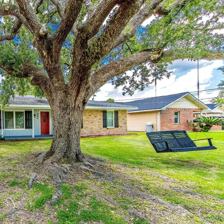 Buy this 3 bed house on 400 Thoroughbred Park Drive in Lafourche Parish, LA 70301