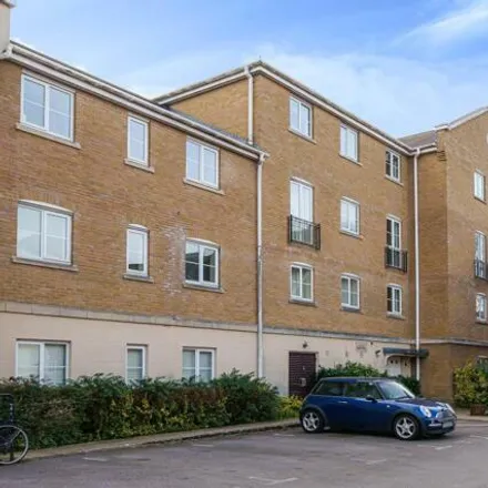 Buy this 2 bed apartment on Mrs. Chu's Park in Elizabeth Jennings Way, Oxford