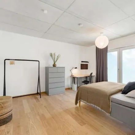 Rent this 4 bed apartment on Call a Bike in Schleißheimer Straße, 80797 Munich