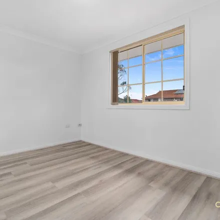 Image 3 - Eva Avenue, Green Valley NSW 2168, Australia - Apartment for rent