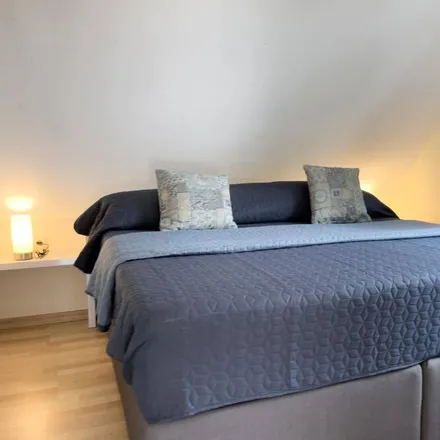 Rent this 2 bed apartment on Stadtsparkasse Cuxhaven Geschäftsstelle Sahlenburg in Nordheimstraße 16, 27476 Sahlenburg