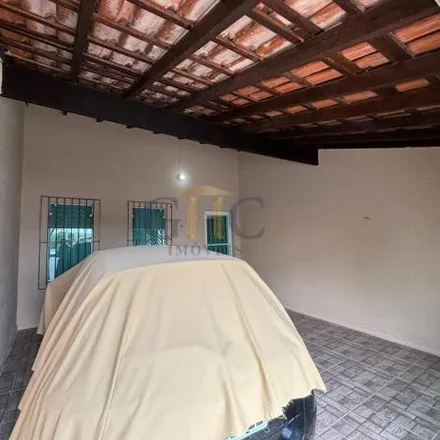 Buy this 2 bed house on Rua Luiz Antunes de Souza in Jardim Ilha das Flores, Salto de Pirapora - SP