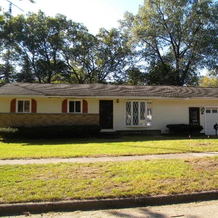 Buy this 3 bed house on 1453 Dudley Avenue in Muskegon, MI 49442